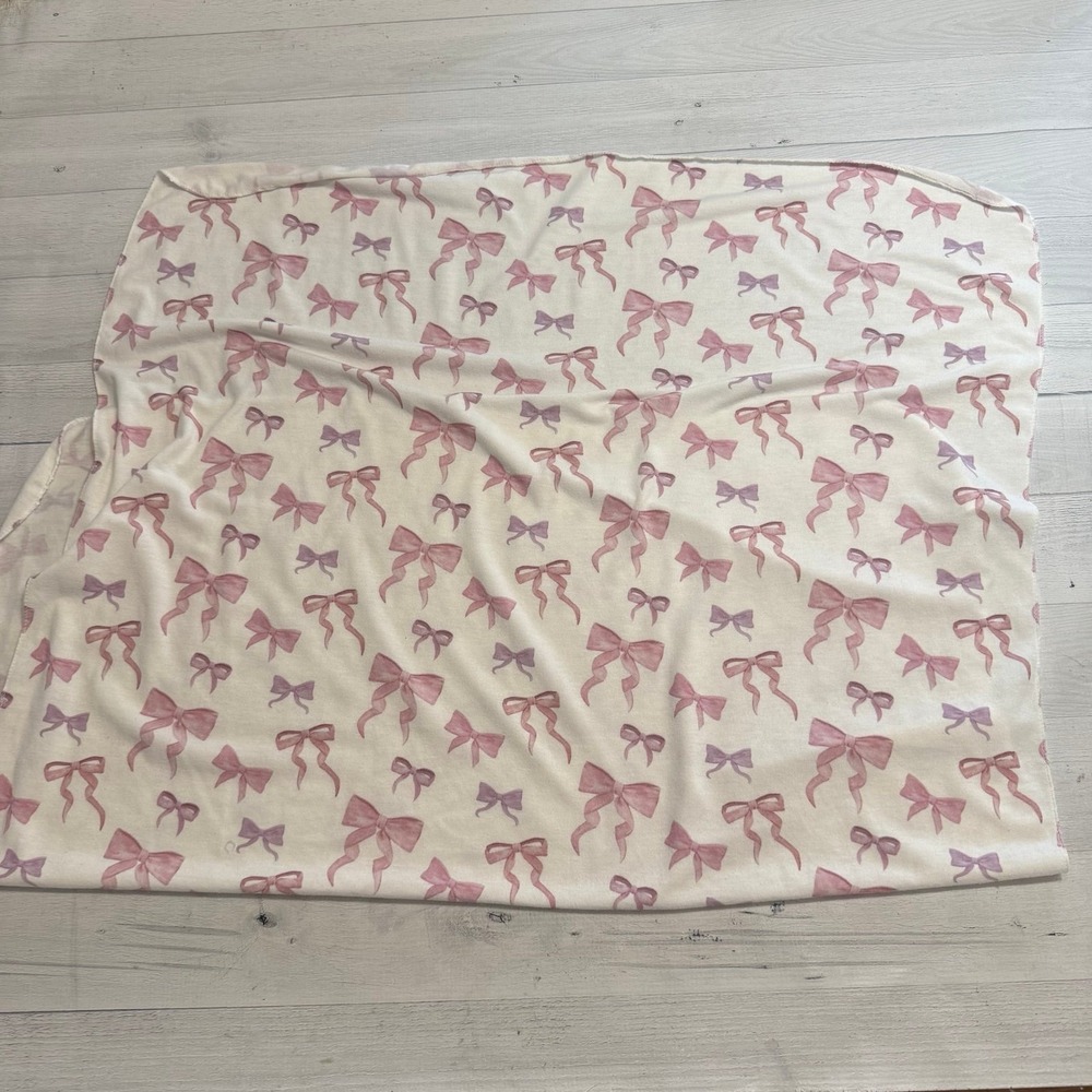 Toby‎ baby blanket pink bows 28" x 38"